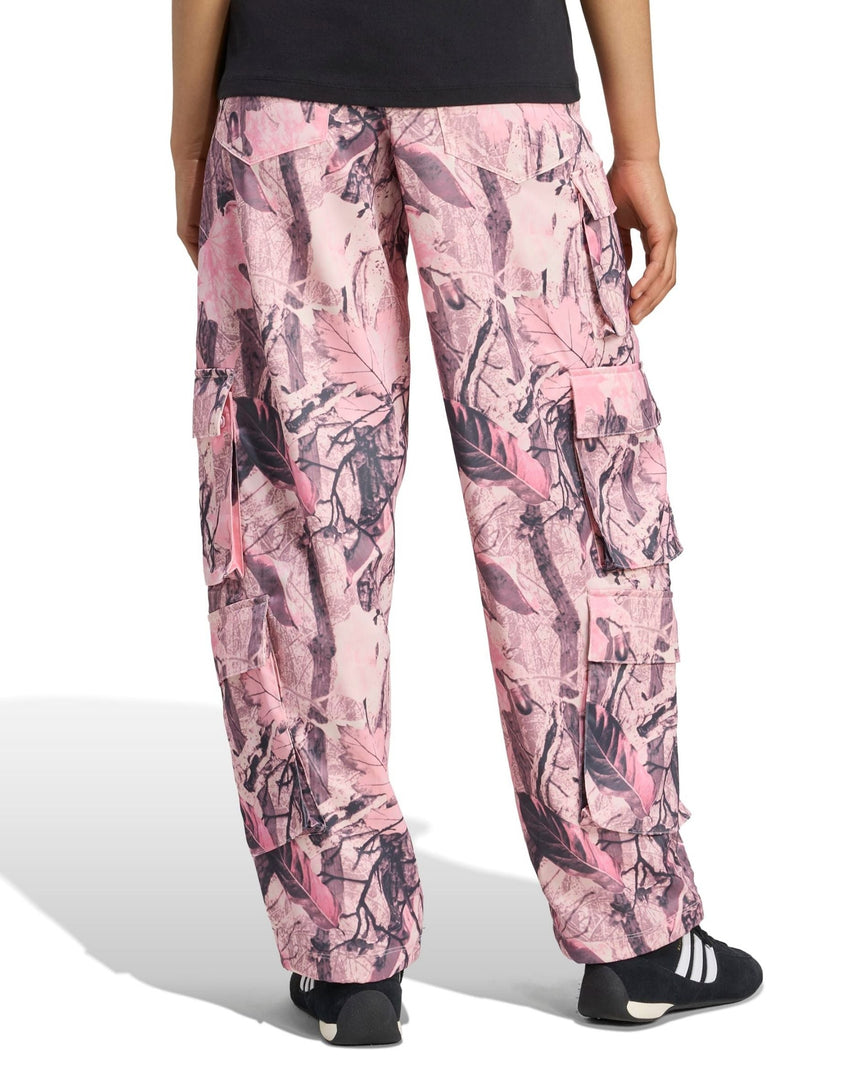 adidas Originals Leaf Camo Print Satin Cargo Kadın Pantolon