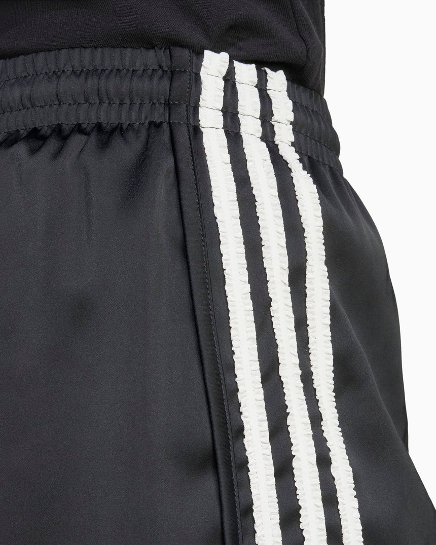 adidas Originals Satin Shorts Ruffle 3-Stripes Kadın Şort