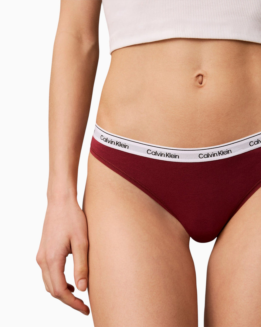 Calvin Klein Thong 3PK Modern Logo - Kadın Established Red/Classic White/Seein