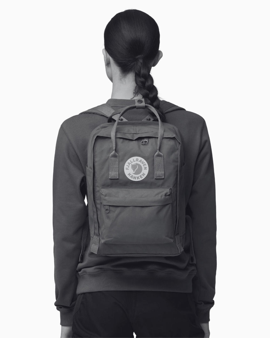 Fjällräven Kånken Laptop 13" Sırt Çantası Super Grey
