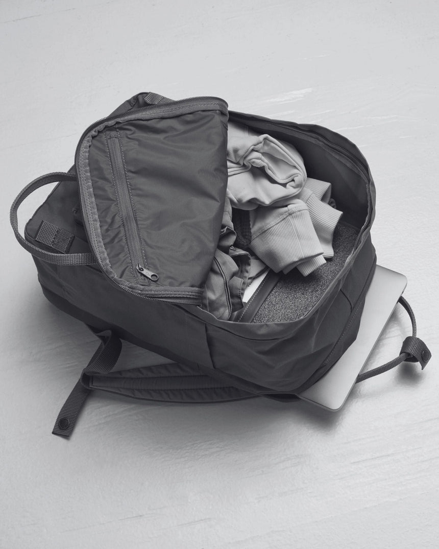 Fjällräven Kånken Laptop 15" Sırt Çantası Frost Green