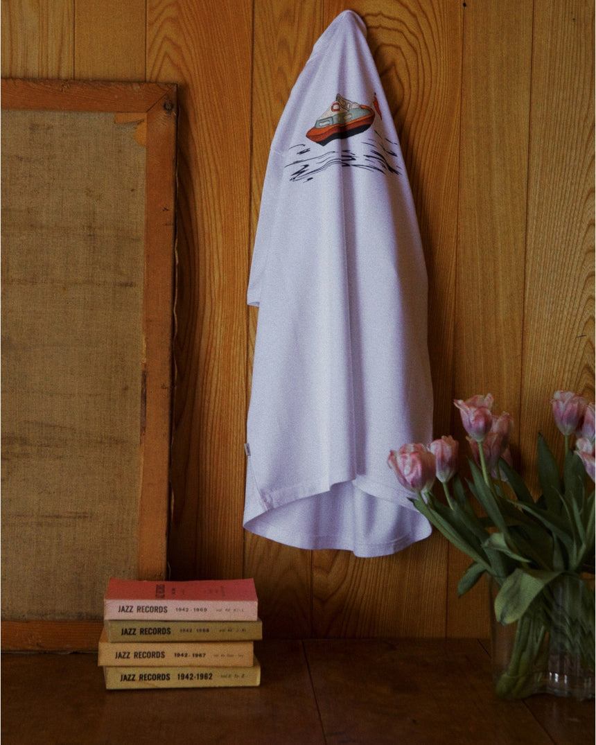 Forét vitruta X forét East T-Shirt