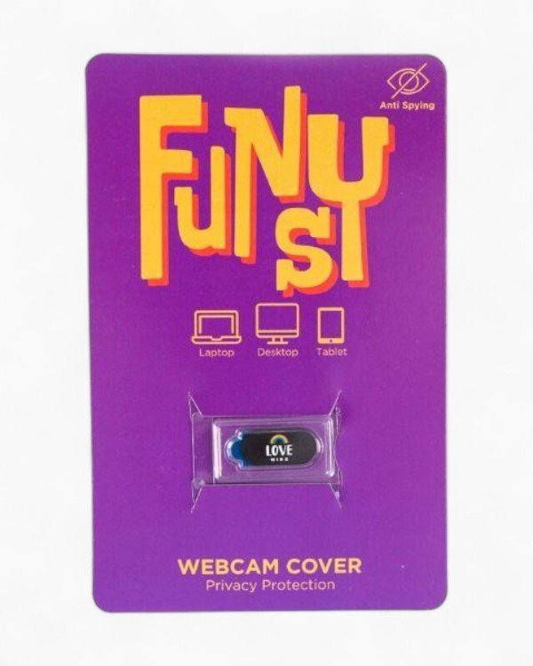 Funsy Love Wins Mini Kamera Kapatıcı