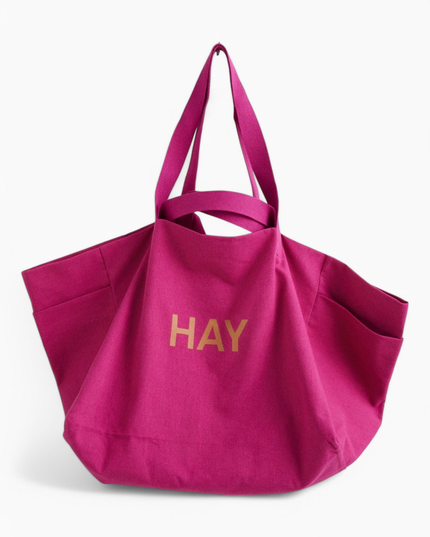 HAY Design Weekend Bag Fuschia