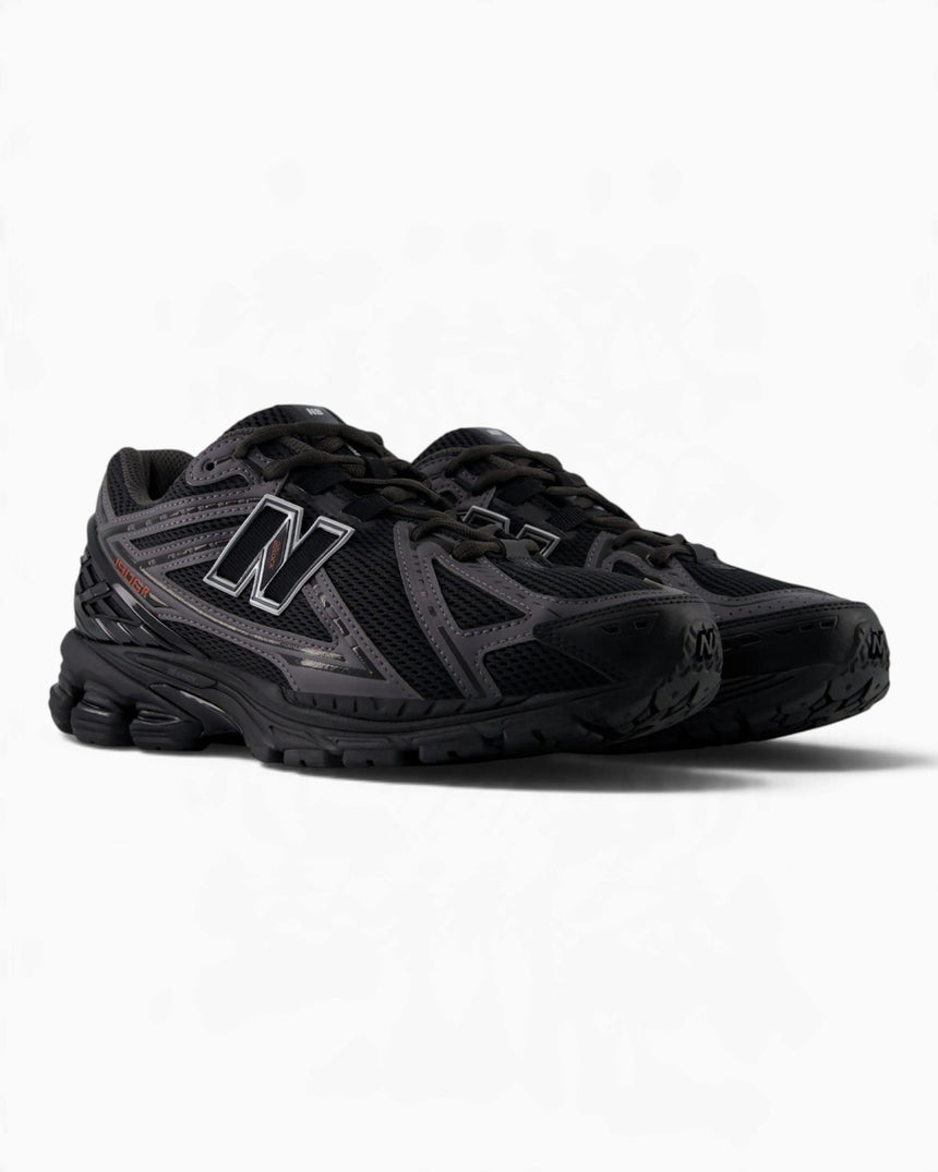 New Balance 1906 Erkek Sneaker Black/Hot Tomato