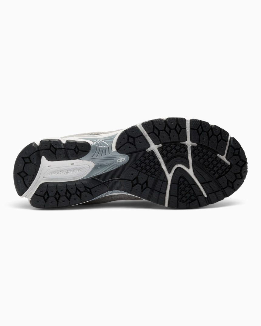 New Balance 2002R Sneaker