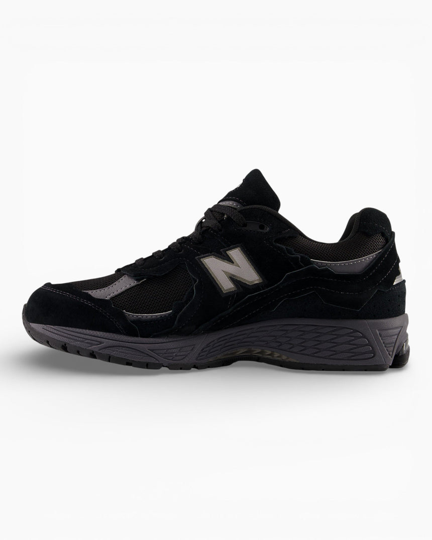 New Balance 2002R GORE-TEX Protection Pack Sneaker