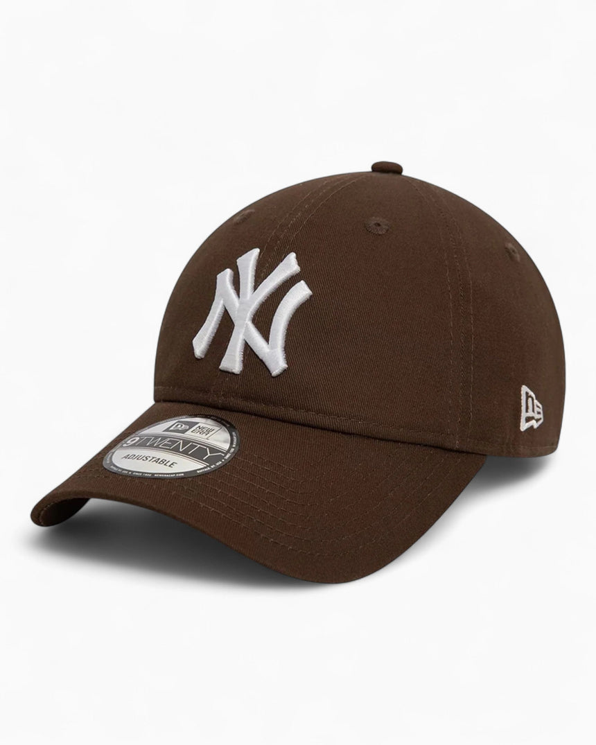 New Era NY Yankees League Essential 9TWENTY Şapka Brown