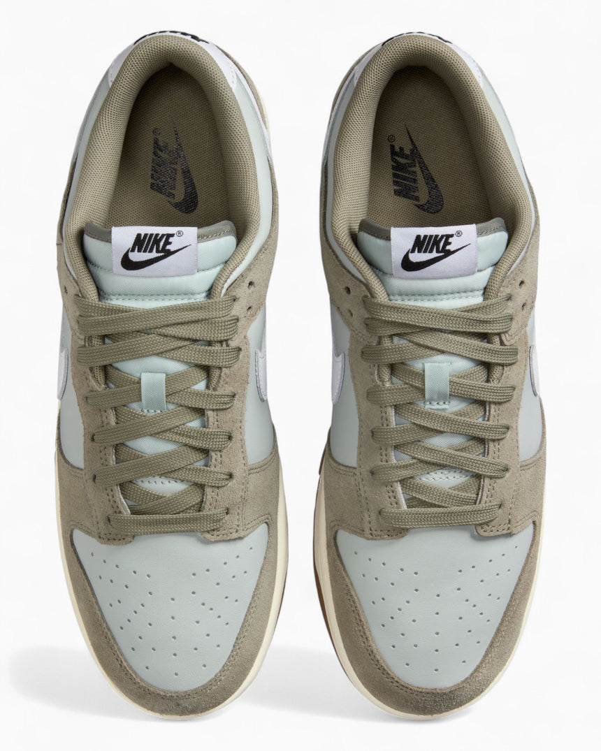 Nike Dunk Low Retro SE Sneaker