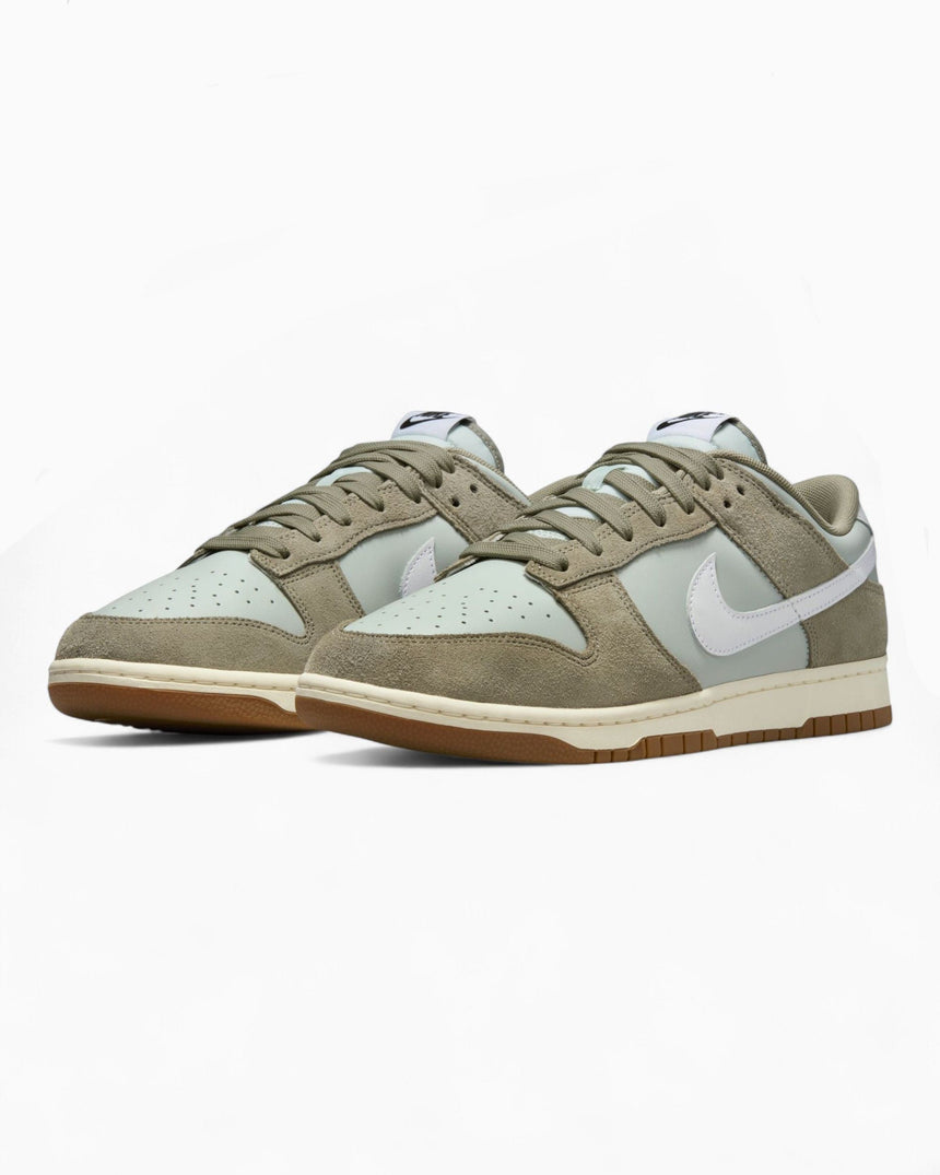 Nike Dunk Low Retro SE Sneaker