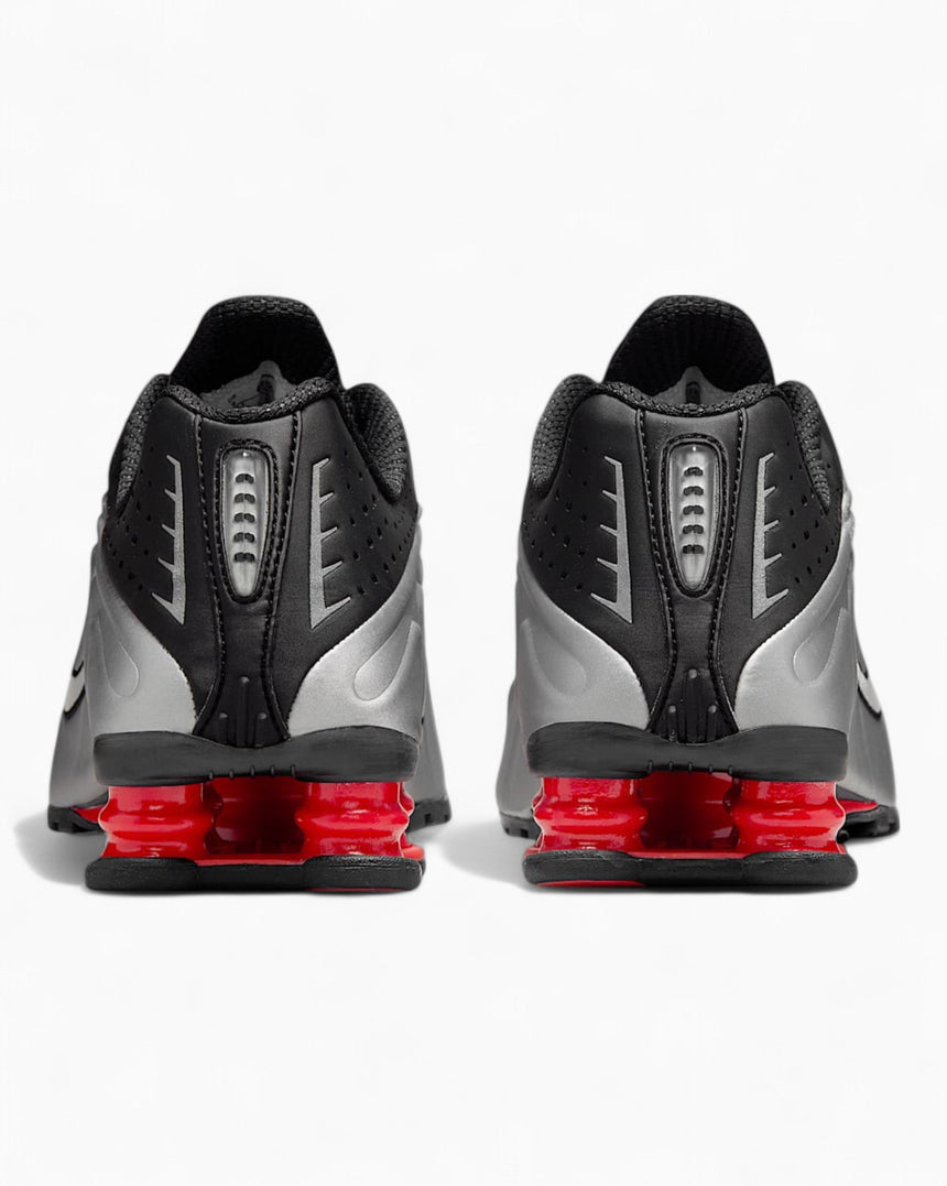 Nike Shox R4 Kadın Sneaker