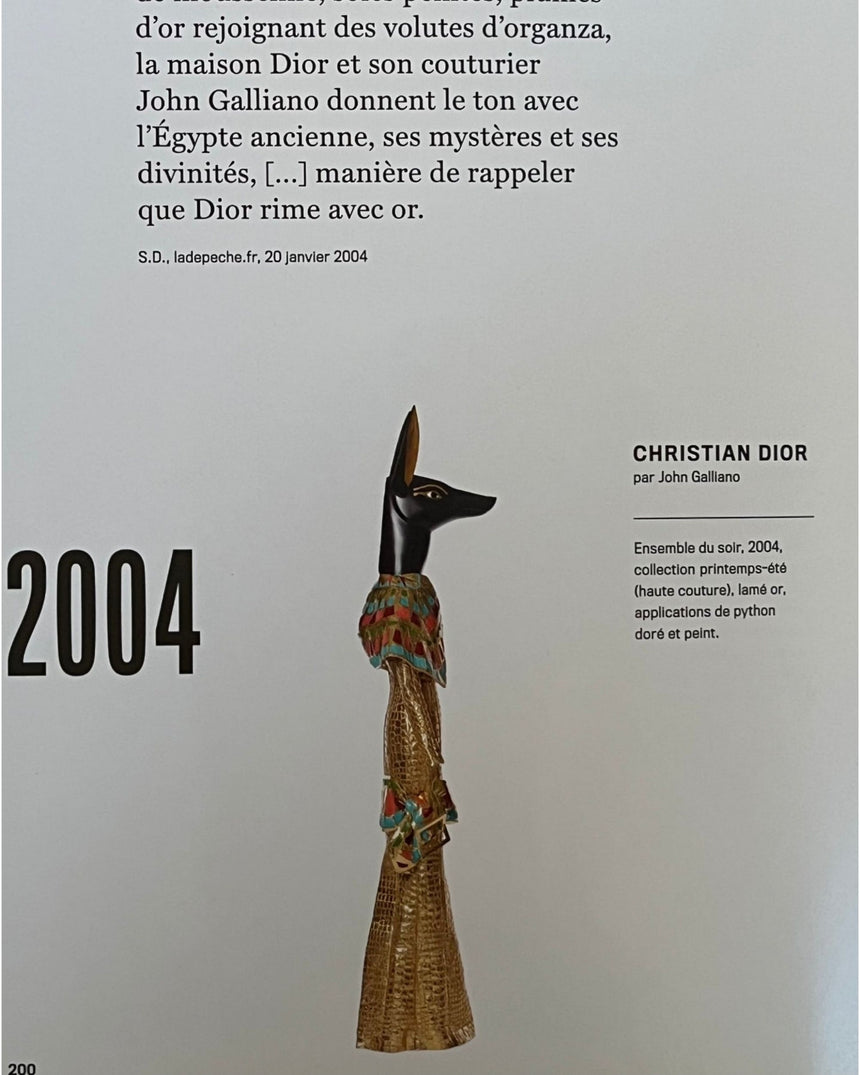 Pestil Books for vitruta 101 Robes