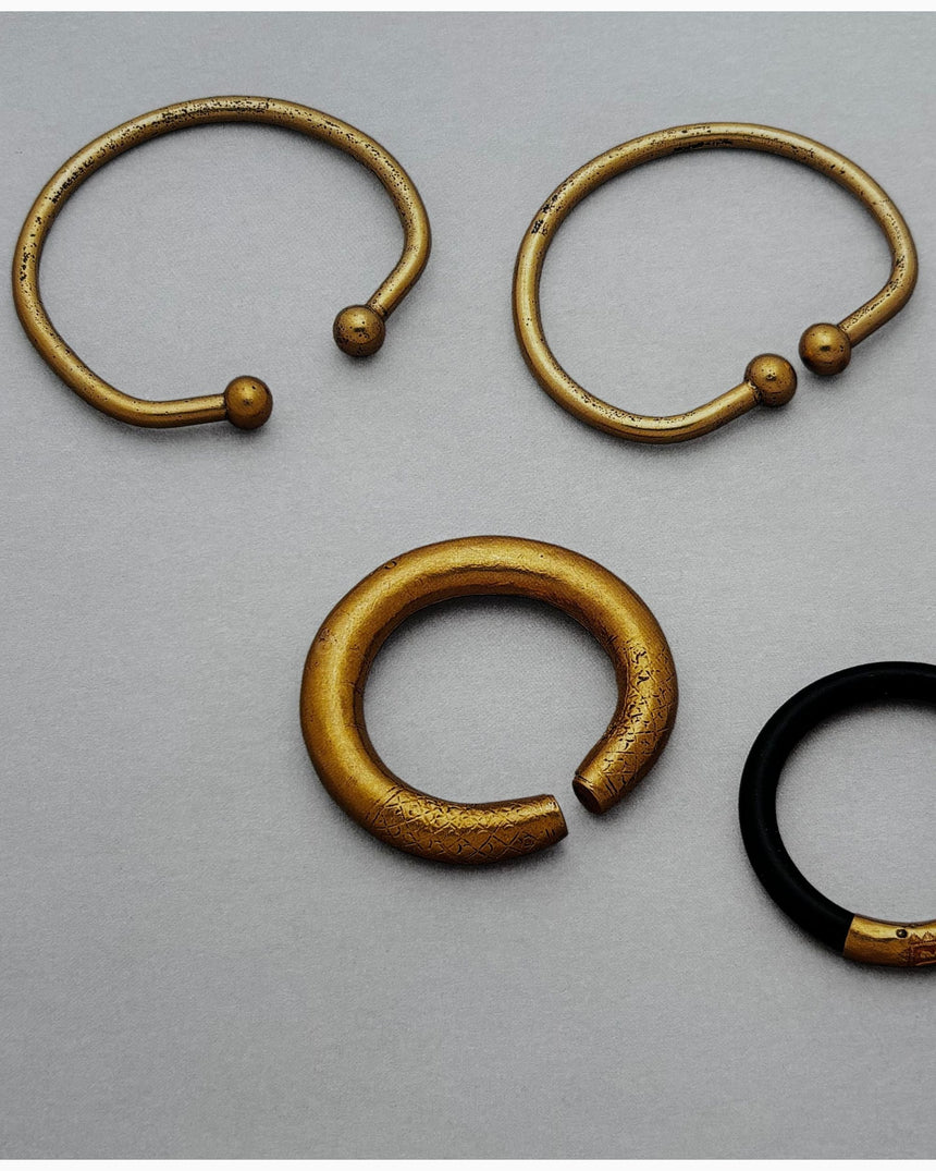 Pestil Books for vitruta A World of Bracelets