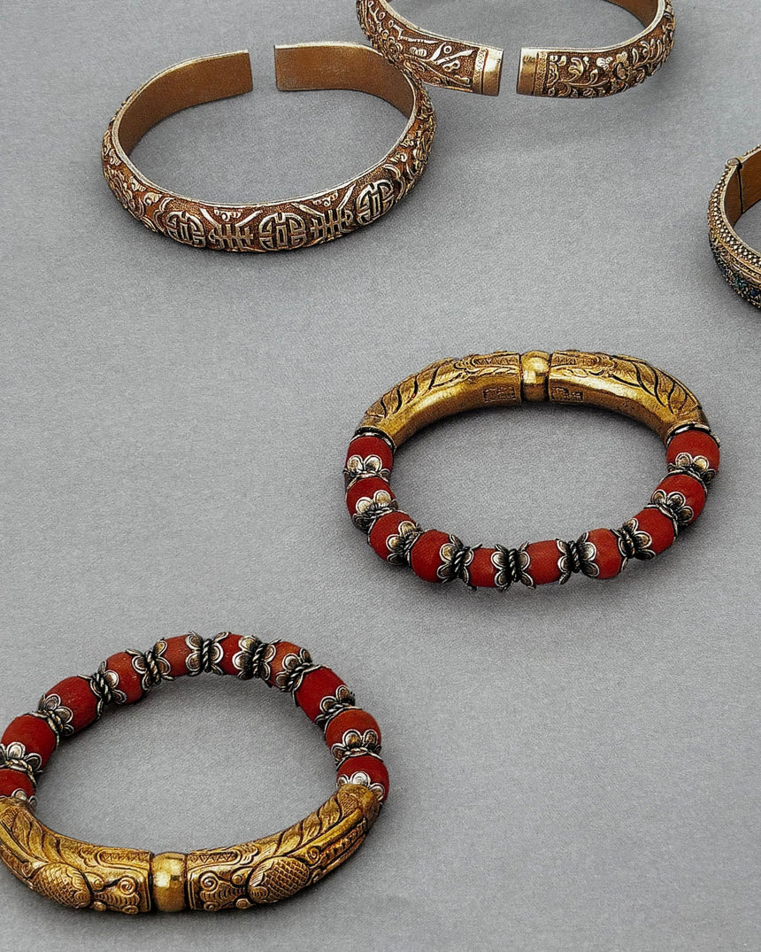 Pestil Books for vitruta A World of Bracelets