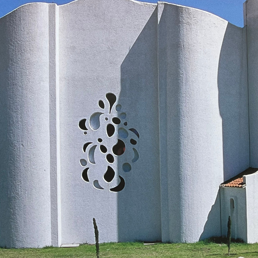 Pestil Books for vitruta Contemporary Mexican Design and Architecture