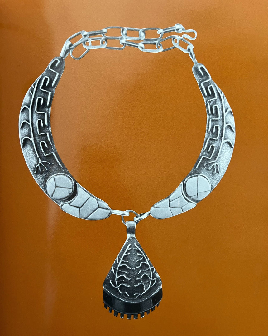 Pestil Books for vitruta Creativity Is Our Tradition: Three Decades of Contemporary Indian Art at the Institute of American Indian Arts