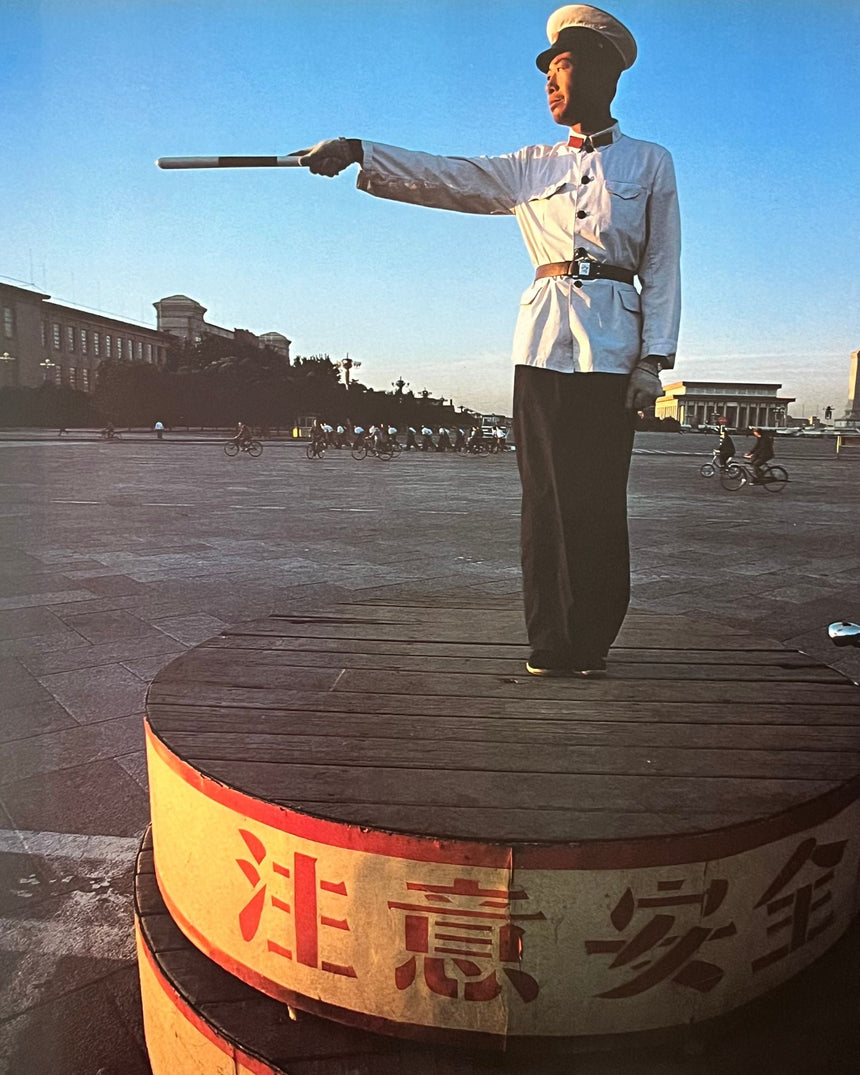 Pestil Books for vitruta Journey Into China