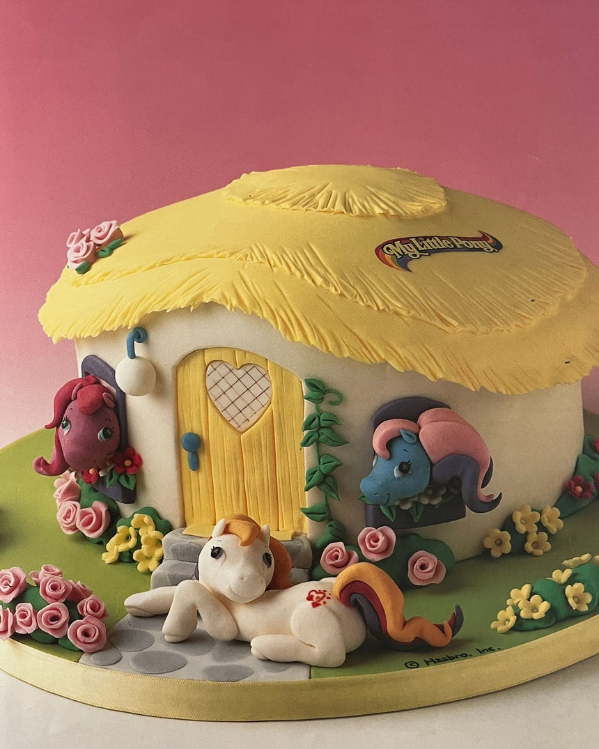 Pestil Books for vitruta Loveable Character Cakes