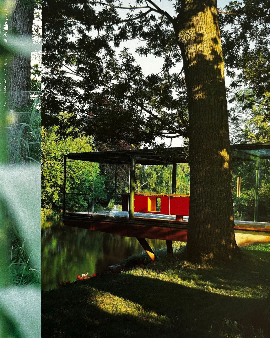 Pestil Books for vitruta Portfolio of Contemporary Gardens