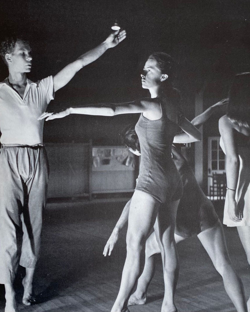 Pestil Books for vitruta The Arts at Black Mountain College