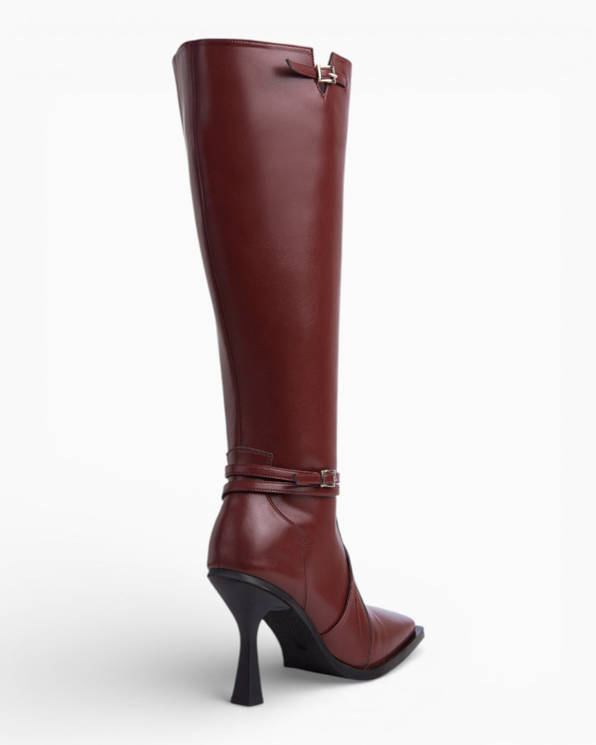 Prev Alicia Kadın Bot