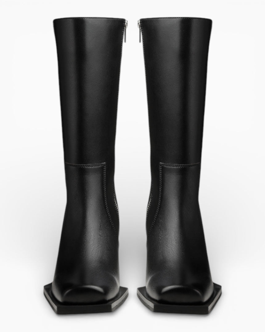 Prev KAREL X Kadın Bot