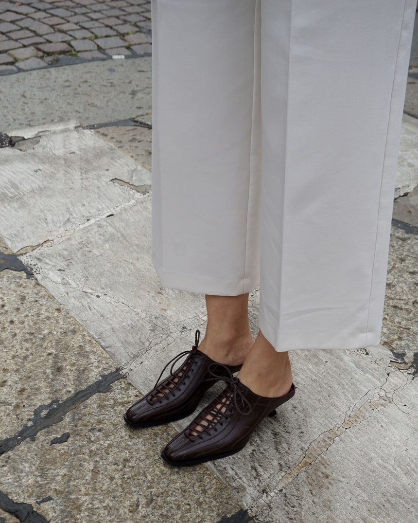 Prev Rachel Mule Kadın Terlik