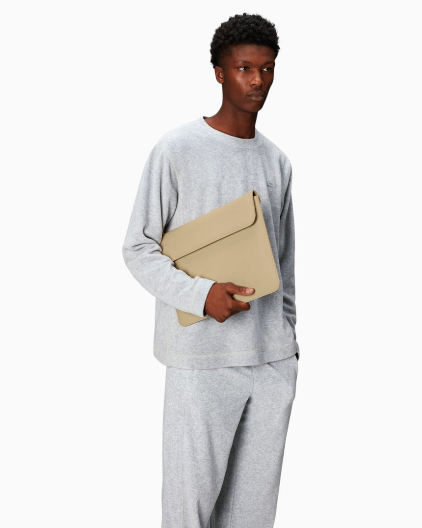 Rains Laptop Portfolio 13"