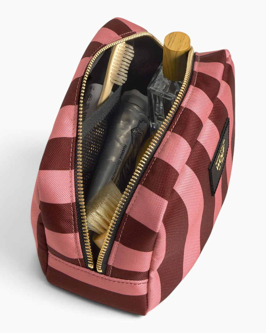 WOUF The Daily Toiletry Bag