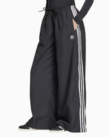 adidas Originals Adicolor Firebird Oversized Track Kadın Pantolon