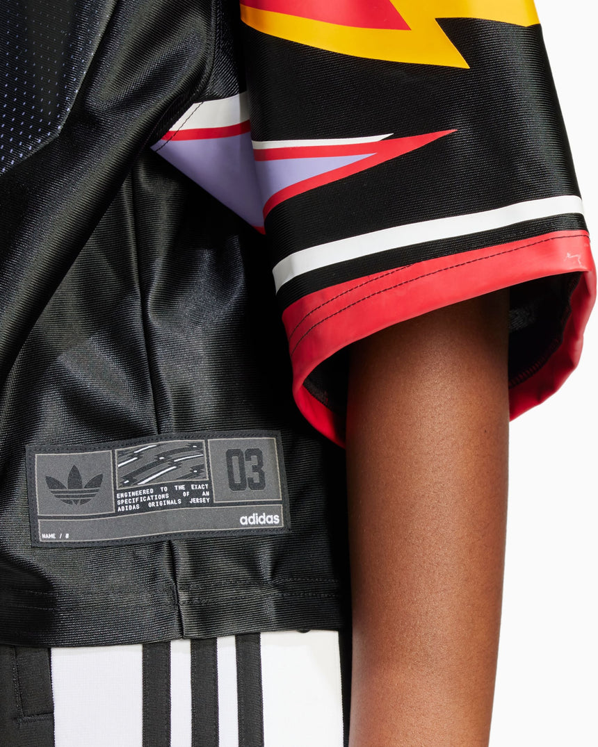 adidas Originals Adilenium Season 3 Short Sleeve Graphics Kadın Forma