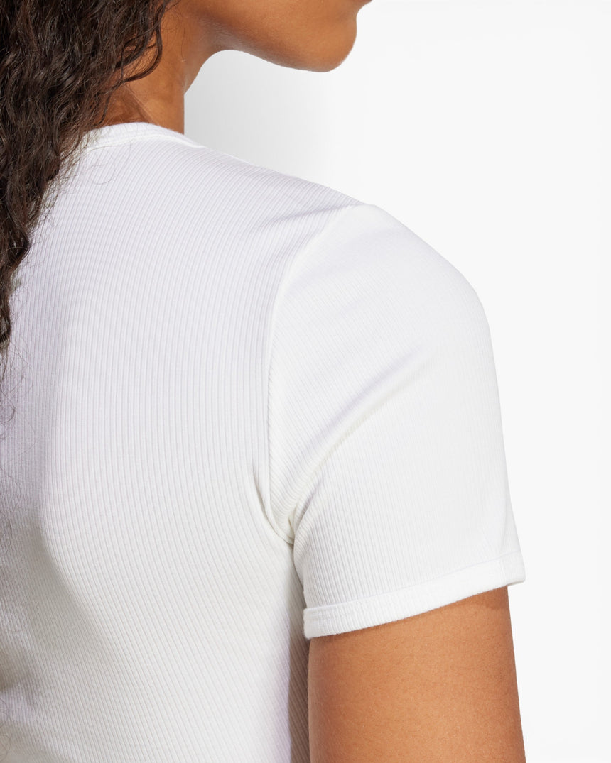 adidas Originals Essentials Ribbed Kadın T-Shirt