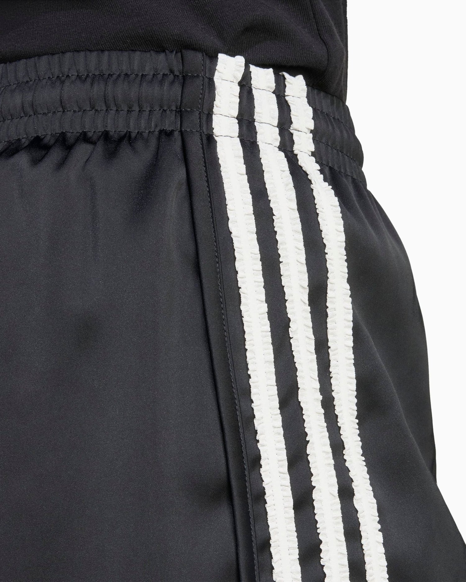 adidas Originals Satin Shorts Ruffle 3-Stripes Kadın Şort