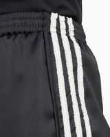 adidas Originals Satin Shorts Ruffle 3-Stripes Kadın Şort