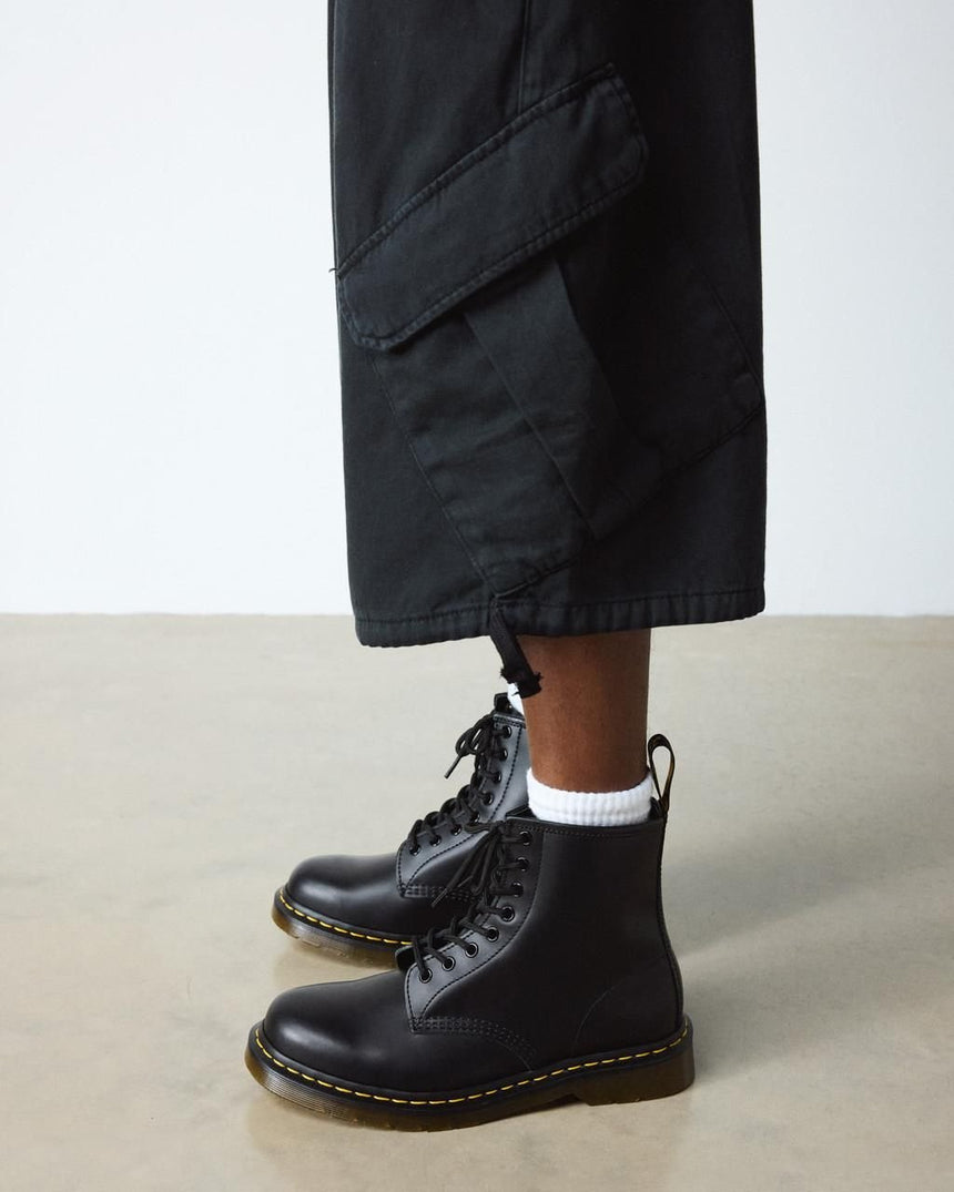 Dr. Martens 1460 Smooth Leather Lace Up Kadın Bot