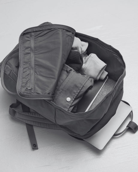 Fjällräven Kånken Laptop 17" Sırt Çantası Graphite