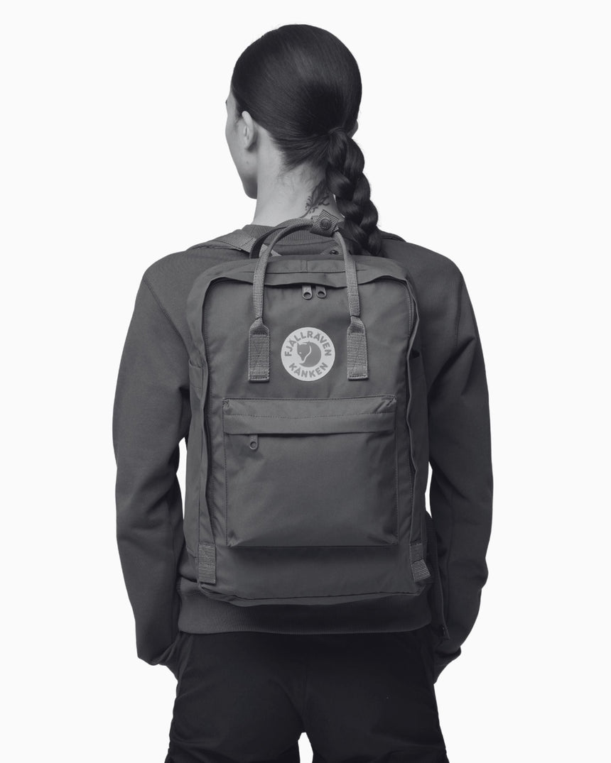 Fjällräven Kånken Laptop 17" Sırt Çantası Graphite