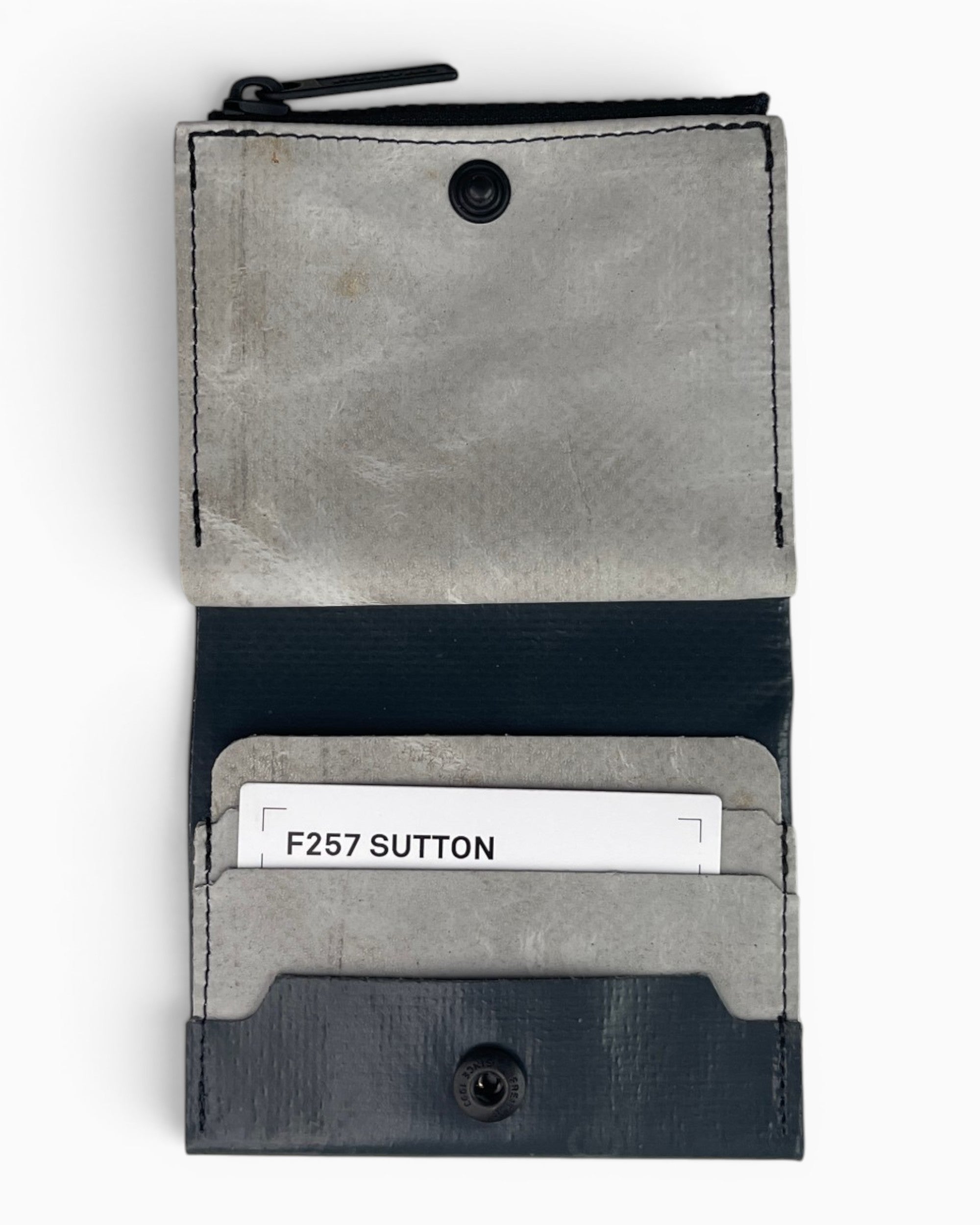 FREITAG F257 Sutton Cüzdan- vitruta