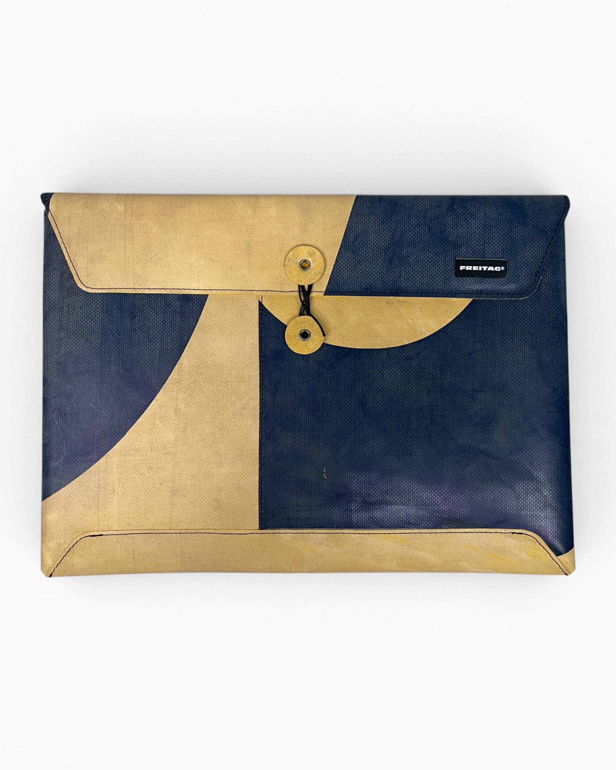 FREITAG F411 Sleeve for Laptop 13/14 - vitruta