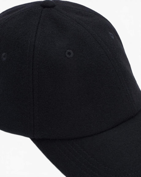 Les Benjamins Cap