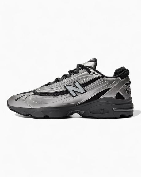New Balance 1000 Sneaker