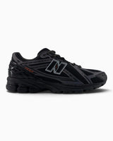New Balance 1906 Erkek Sneaker Black/Hot Tomato