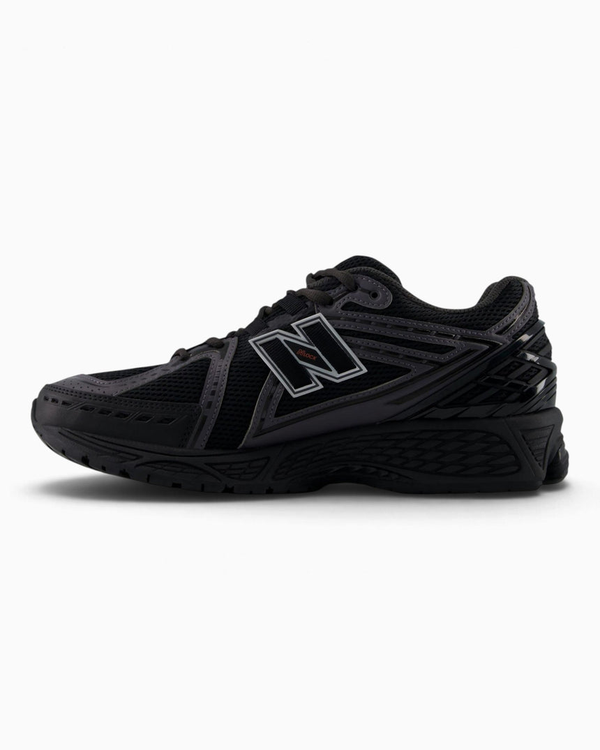 New Balance 1906 Erkek Sneaker Black/Hot Tomato