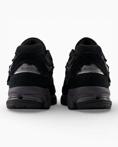 New Balance 2002R GORE-TEX Protection Pack Sneaker