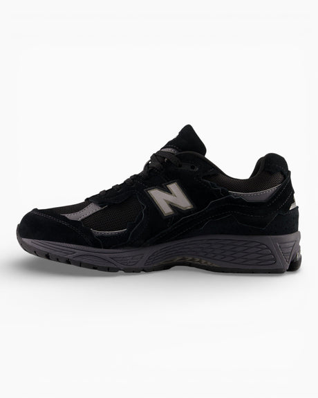 New Balance 2002R GORE-TEX Protection Pack Sneaker