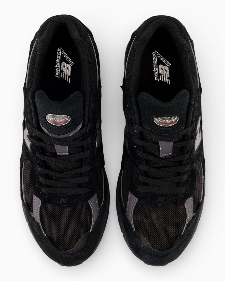 New Balance 2002R GORE-TEX Protection Pack Sneaker