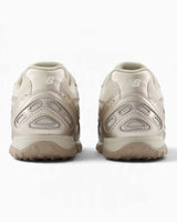 New Balance 204 Kadın Sneaker