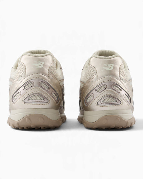 New Balance 204 Kadın Sneaker Timberwolf/Light Gold Metallic