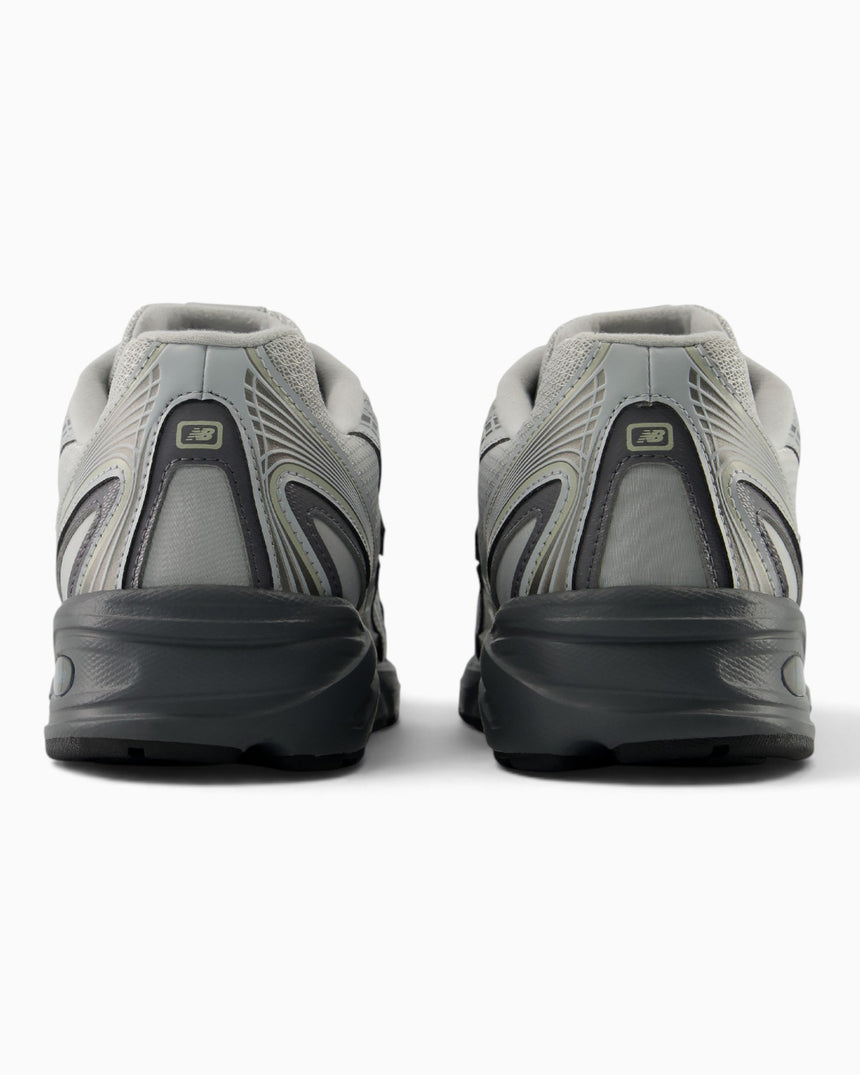 740 Erkek Sneaker