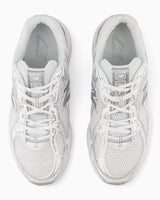 740 Kadın Sneaker